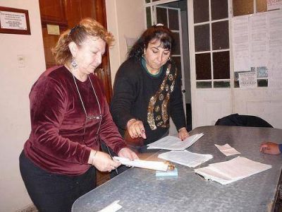 La �Violeta Integraci�n� triunf� en los comicios del Cedems