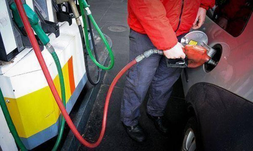 Tensi�n entre los empresarios petroleros y el Gobierno por la Ley de Abastecimiento  