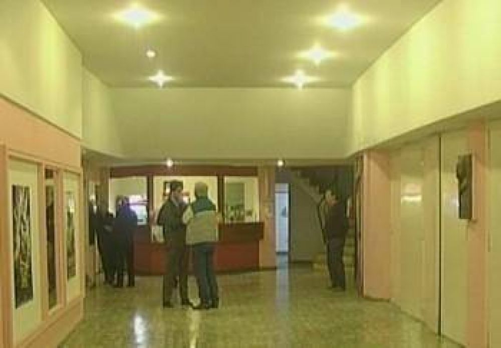 Cine Plaza: en la oposici�n advierten sobre la gravedad de la situaci�n