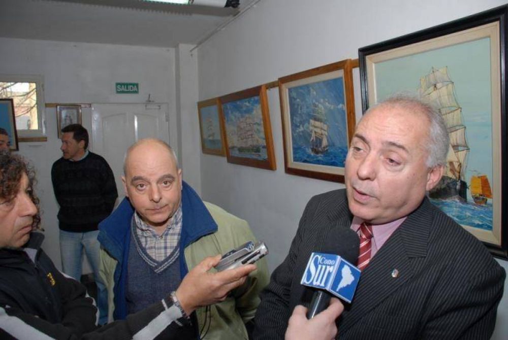 Presidente Per�n - EXPOSICI�N EN LA GALER�A DE ARTE MUNICIPAL 