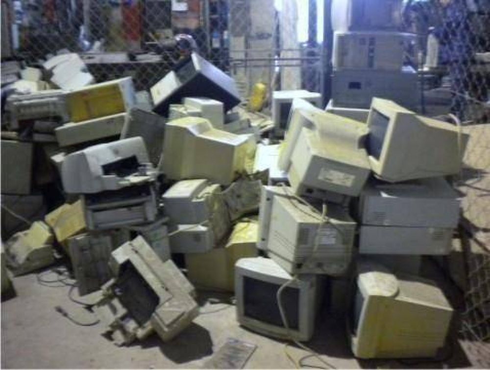 Programa de Disposici�n de Tecnolog�as en Desuso  Se enviaron a reciclaje los residuos inform�ticos recolectados en Campana