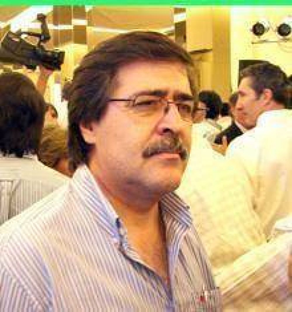 Vaz Torres se presenta hoy en comisiones de Diputados