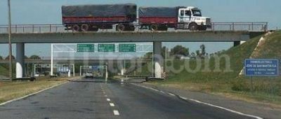 Autopista: Cuatro empresas compraron pliegos para participar de la licitaci�n