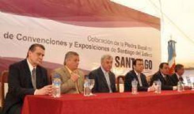 Ayer comenz� a construirse el Centro de Convenciones