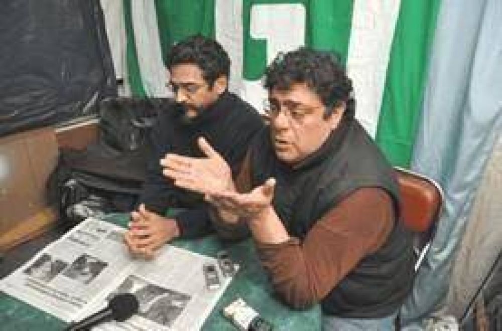 Adi�s a la carpa de los municipales