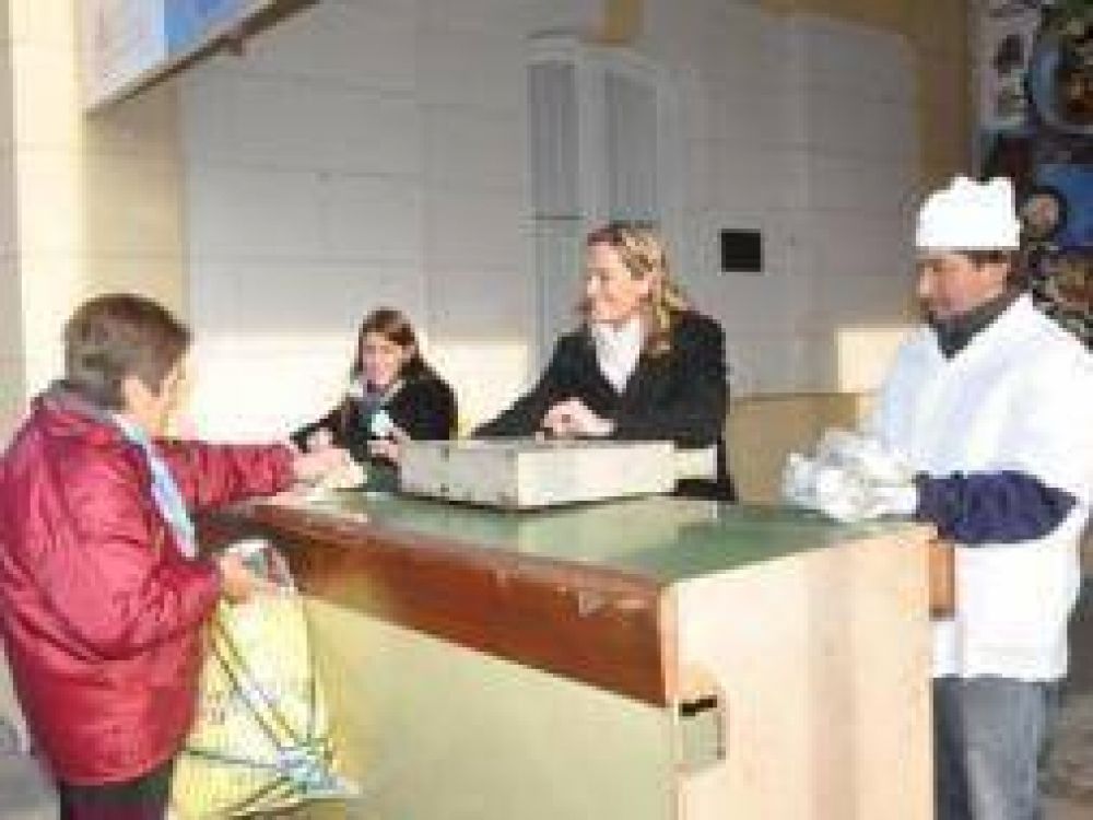Trenque Lauquen: Vendieron 800 kilos de pejerrey a tarifa social en un d�a