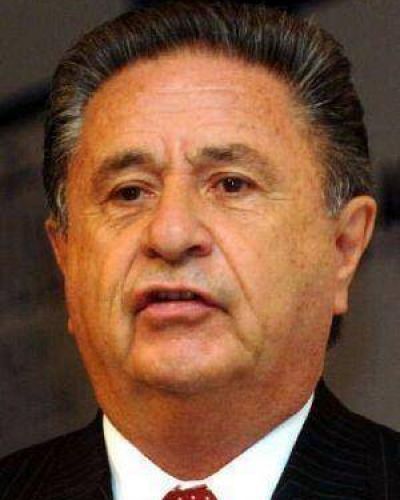 Llega Duhalde y el PJ Federal est� que trina con Racconto