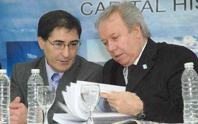 Nuevas inversiones y entrega de aportes en Puerto Santa Cruz