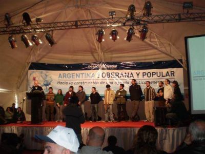 Lujan - LUJ�N EN EL ENCUENTRO NACIONAL DE CONSTRUCCI�N POL�TICA
