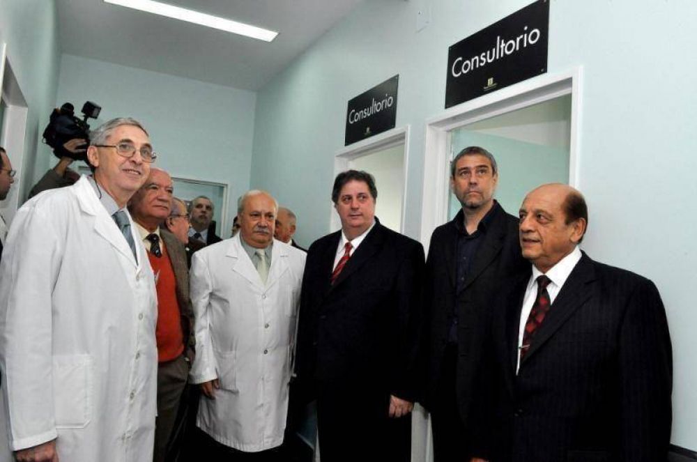 COLLIA INAUGUR� OBRAS POR MAS DE 1.300.000 PESOS EN EL HOSPITAL FIORITO DE AVELLANEDA