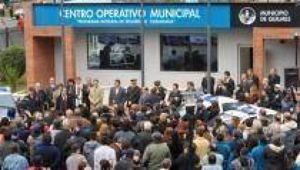 Se trata de un presupuesto de 16 millones de pesos Scioli puso en marcha 90 de las 210 c�maras de seguridad en Quilmes
