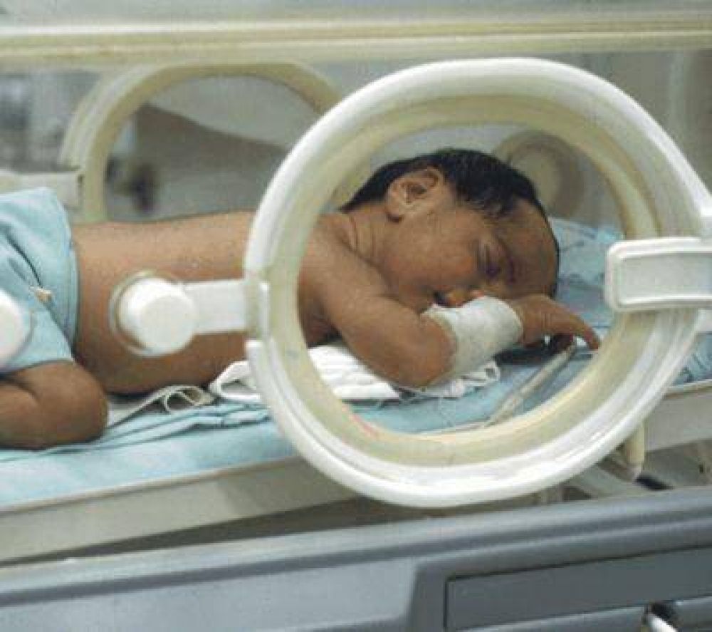 Por las estad�sticas err�neas de mortalidad infantil Guti�rrez pidi� la renuncia del gabinete de Salud y Acci�n Social