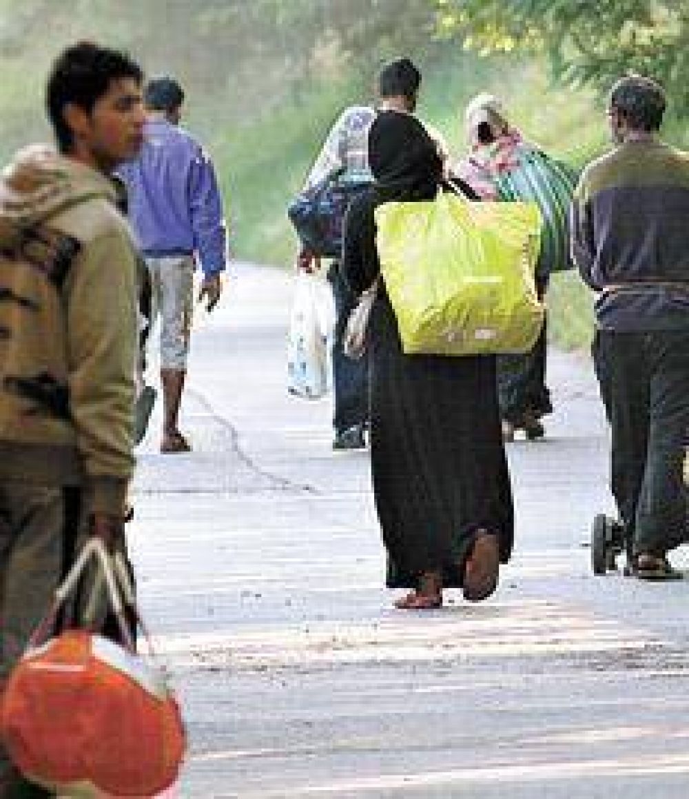 Francia comenz� a expulsar a los gitanos