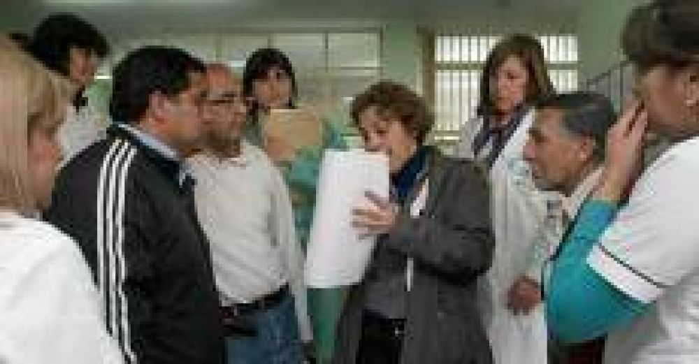 Los m�dicos debatir�n hoy si vuelven a la atenci�n normal en los hospitales 