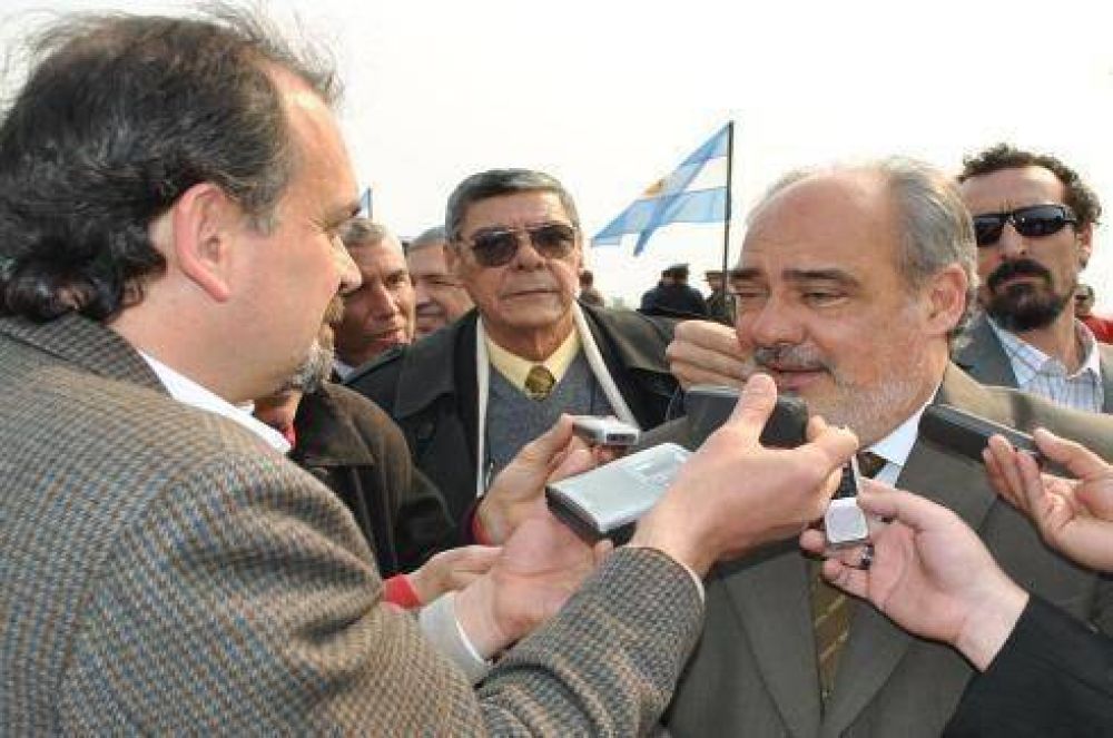 Ricardo Colombi: �No queremos que pase lo mismo que con Yacyret� 