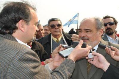 Ricardo Colombi: �No queremos que pase lo mismo que con Yacyret� 