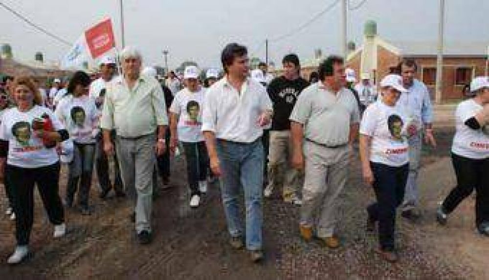 Zimmermann: "La gente no quiere promesas, quiere compromisos"