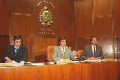 Aprobaron por unanimidad la Ley de Reforma Pol�tica