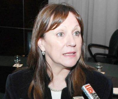 Sapag pide m�s tiempo para acordar con Cristina