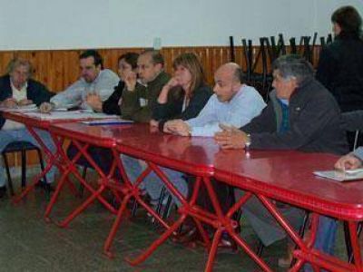 El foro vecinalista se reuni� con el intendente Cotillo