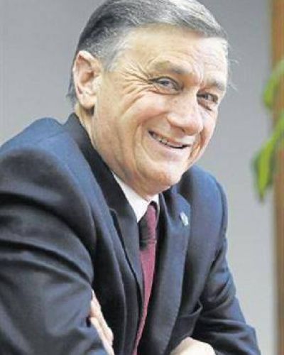 Binner se acerca a la UCR y se despega del Gobierno