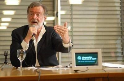RAFAEL BIELSA ESTUVO AYER EN LUJ�N "No hay que tenerle miedo a la pol�tica, hay que honrarla"