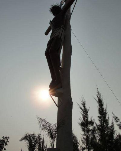 se entroniz� el Cristo de la Hermandad de Arrecifes