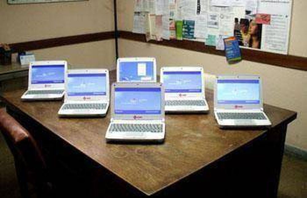 La Escuela de Educaci�n T�cnica N� 1 recibi� netbooks de �ltima generaci�n