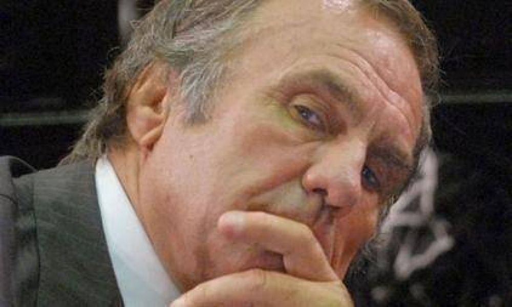 Con Reutemann, el PJ lanza un nuevo frente