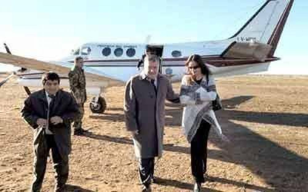 Das Neves inaugur� ayer cloacas y gas en R�o Mayo
