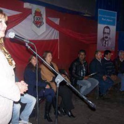 Asumieron las autoridades del Comit� radical de Bel�n 