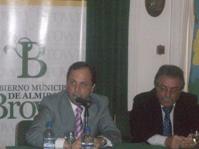 REPARACION HISTORICA EN ALMIRANTE BROWN 