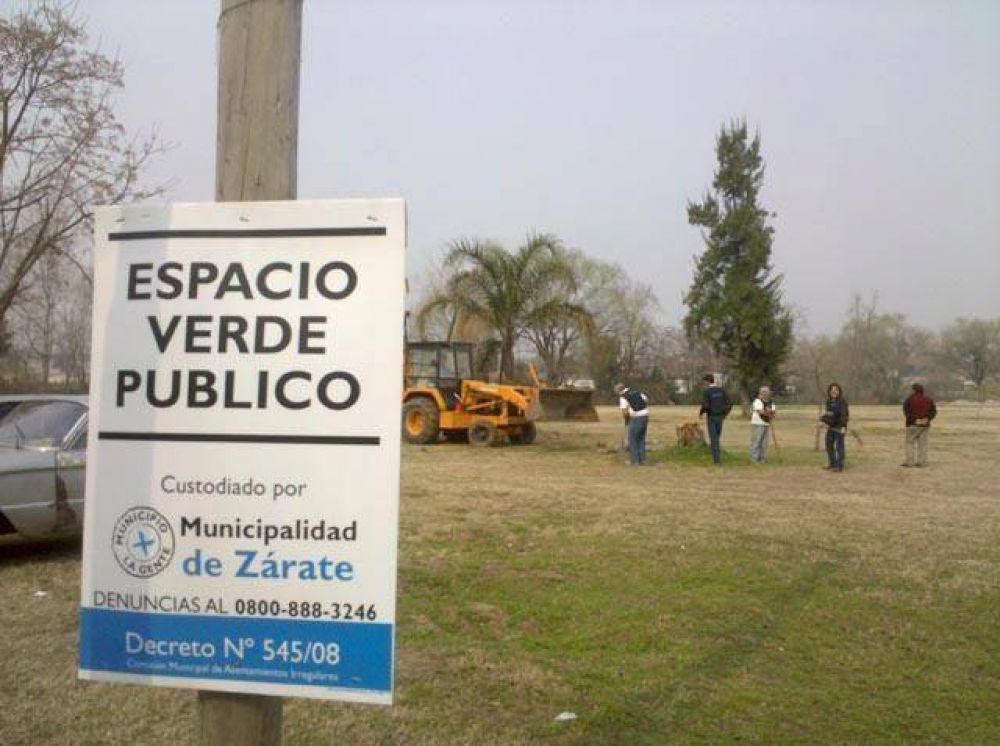 �Se viene otro esc�ndalo en el Puerto Madero zarate�o?:La Municipalidad estar�a haciendo una plaza en un terreno privado