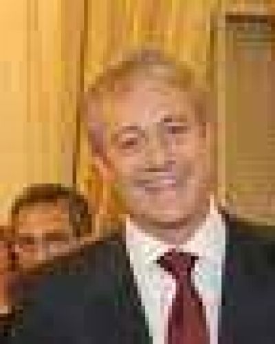 Larraburu volver�a al Gobierno de Scioli en una avanzada sobre hombres de Massa 