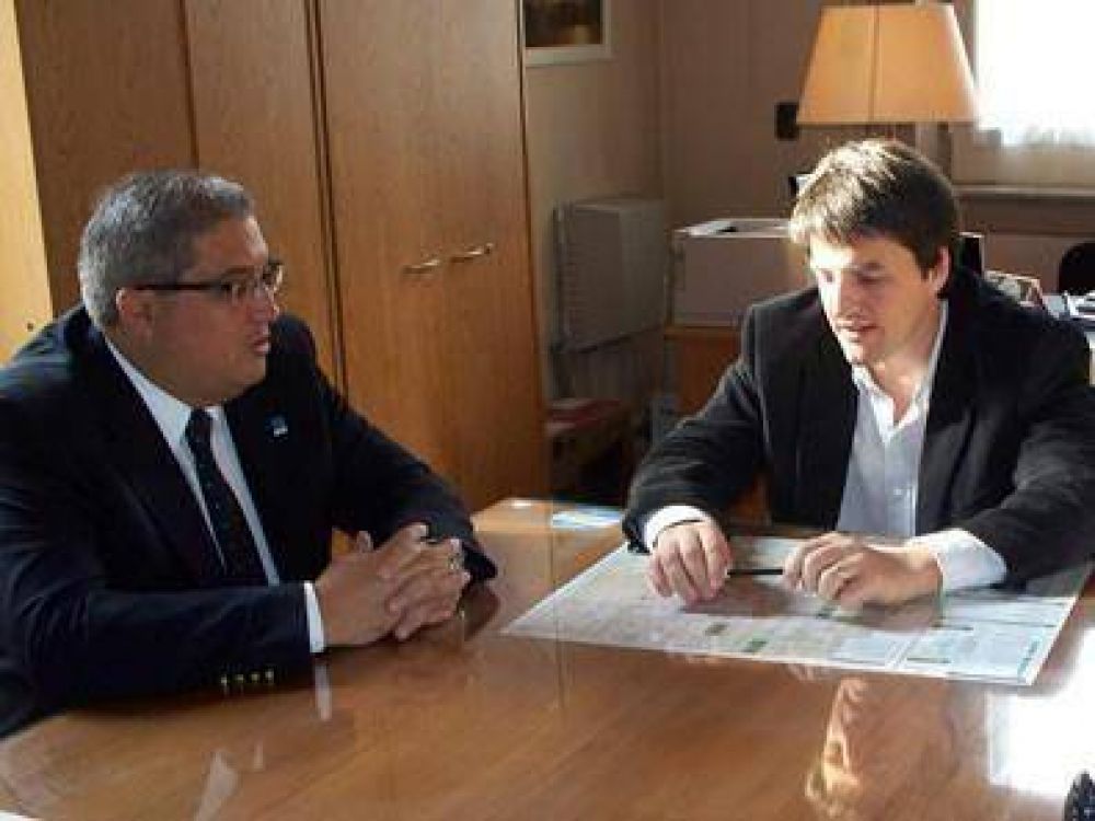 Marcos Nicolini recibi al titular de la Regional Tandil de ANSES
