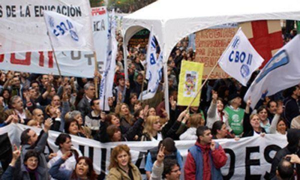 Ciudad: hoy paran docentes por la discusi�n salarial