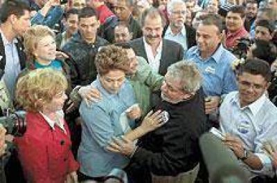 Lula volvi� a la f�brica con Dilma