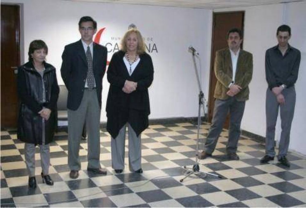 En el Palacio Municipal  La Intendente Giroldi entreg� certificados a Promotores Ambientales