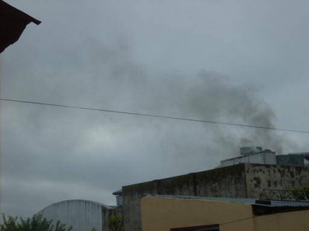 El Acuerdo C�vico y Social pide que se investigue una industria de Valent�n Alsina