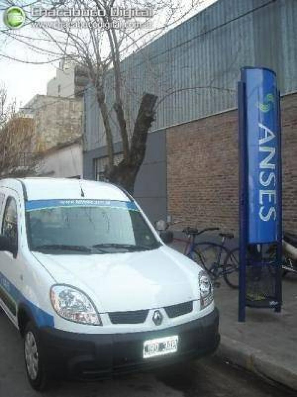 Nuevo m�vil para Anses Chacabuco