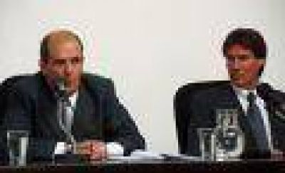 Por el tema inseguridad, invitan a Zurro a una reuni�n del HCD "en comisi�n" 