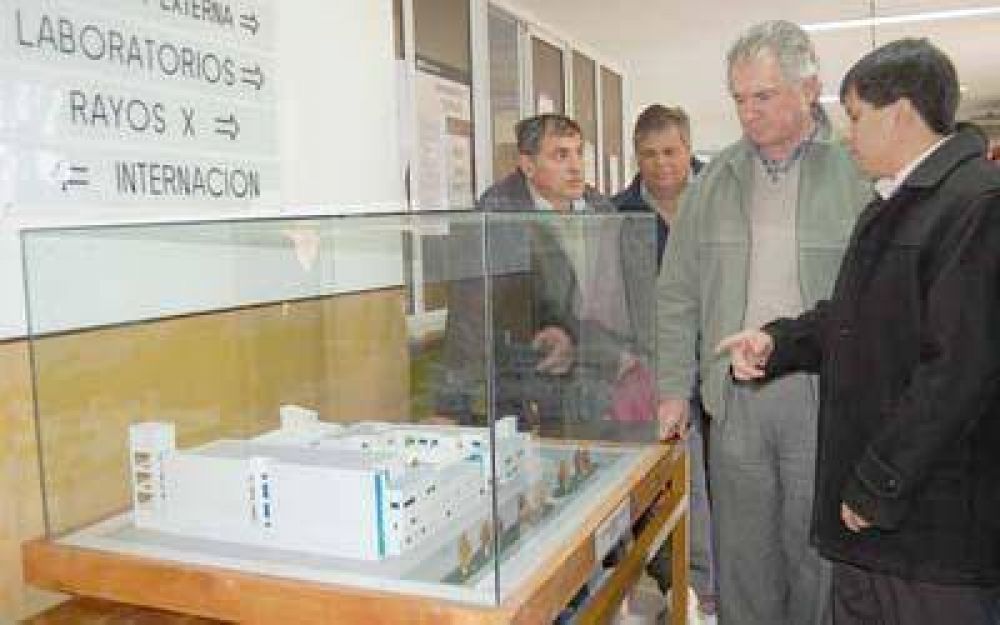 Sarmiento: presentan el proyecto de ampliaci�n del Hospital Rural