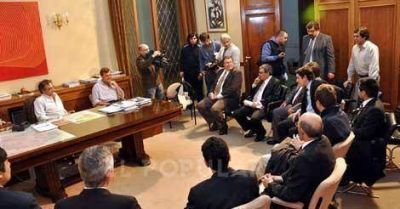 Eseverri y gerentes analizaron medidas de seguridad en bancos
