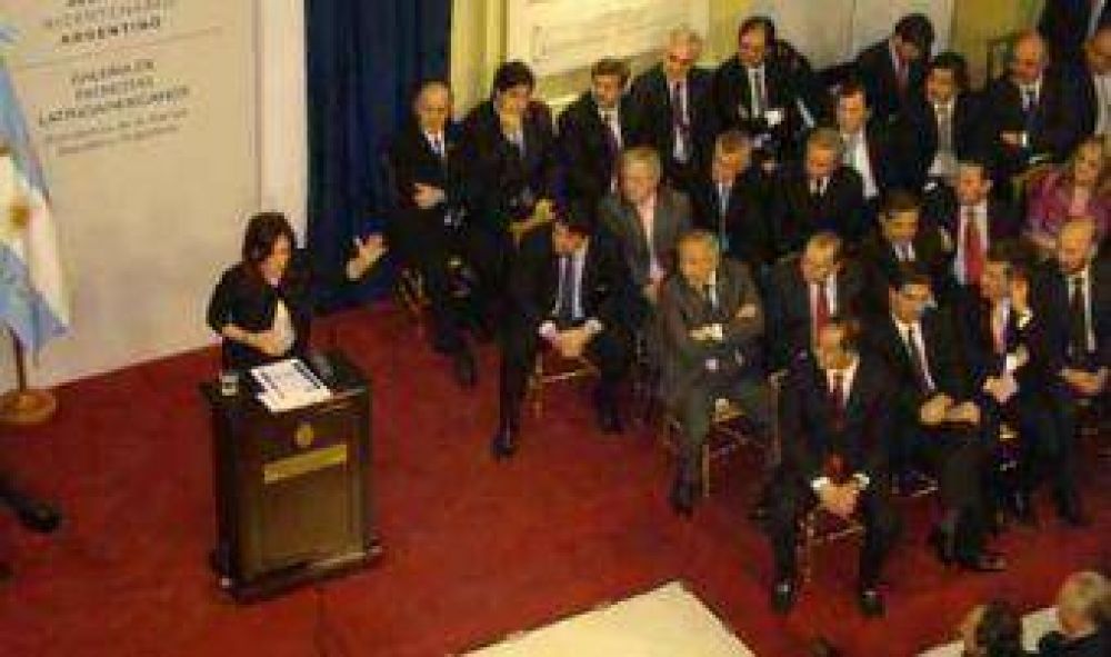 Capitanich valor� la decisi�n de accionar contra Papel Prensa