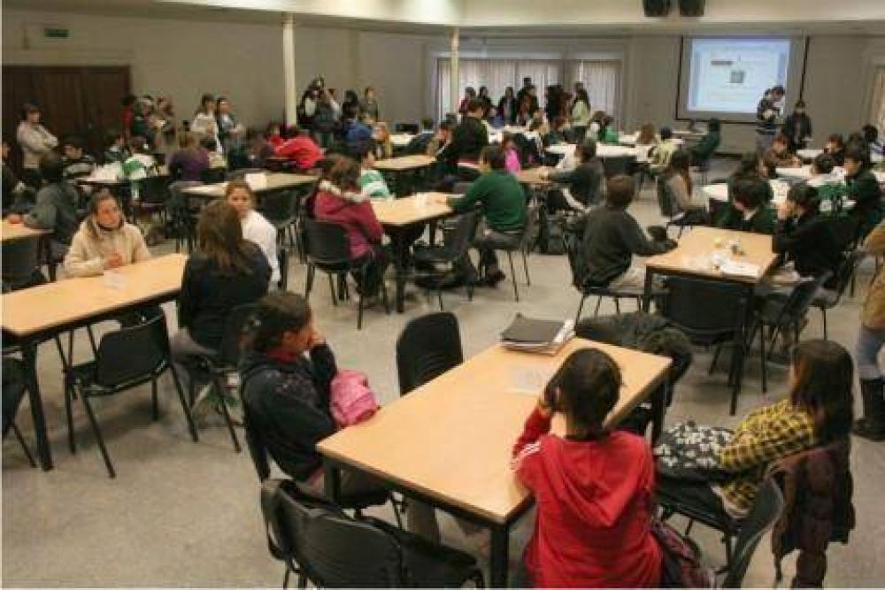 Conocer juegos, aplicar contenidos  El Municipio impuls� la III Jornada de Resoluci�n de Problemas y Matem�ticas