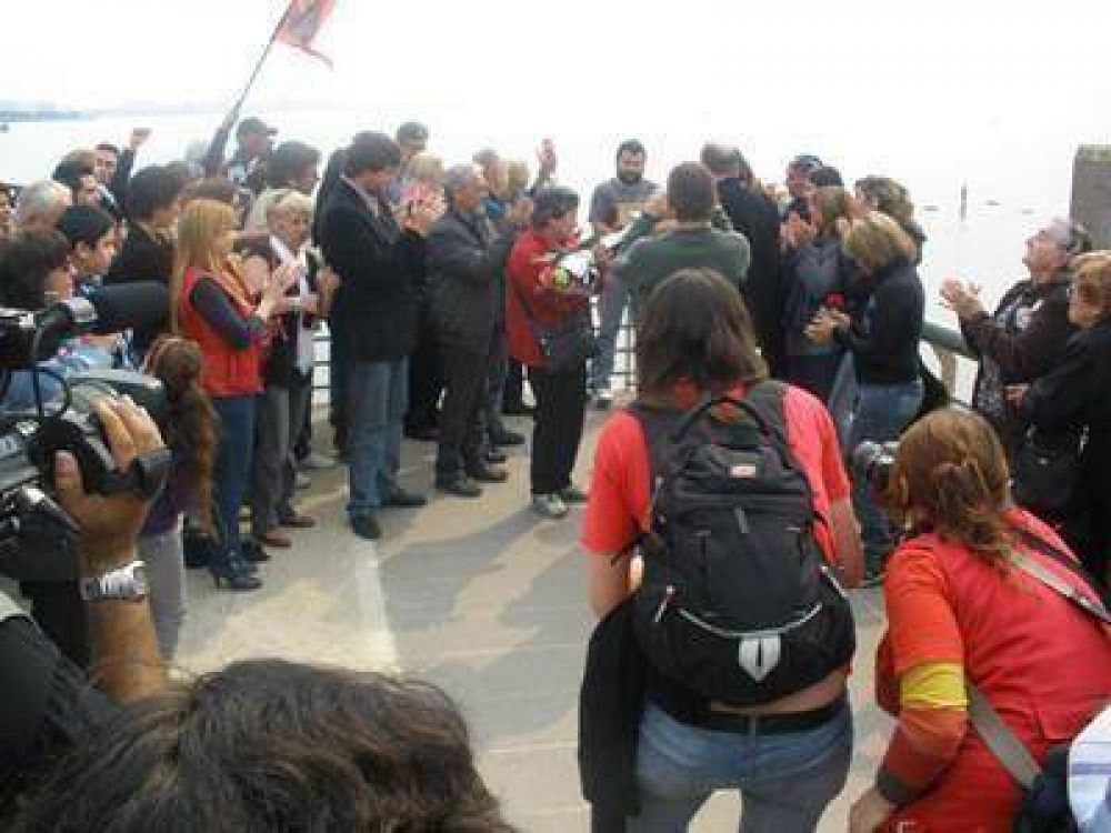 Ghi presente en el �ltimo adi�s a Floreal Avellaneda