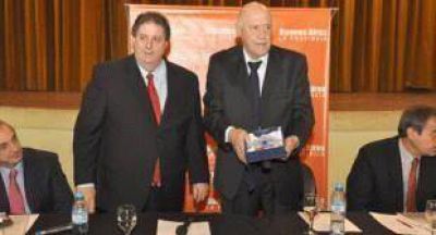 Entregan ambulancia de alta complejidad para Hurlingham