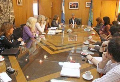 El Intendente se reuni� con autoridades de las Escuelas Especiales de Avellaneda