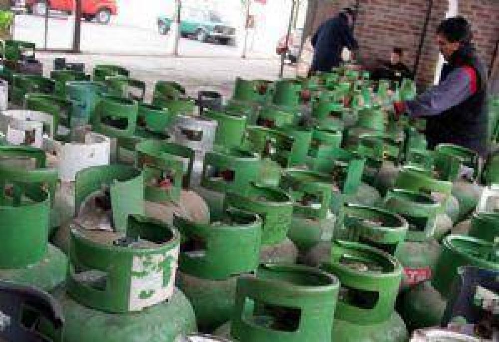 Dos cooperativas quieren envasar gas en la planta de Luj�n