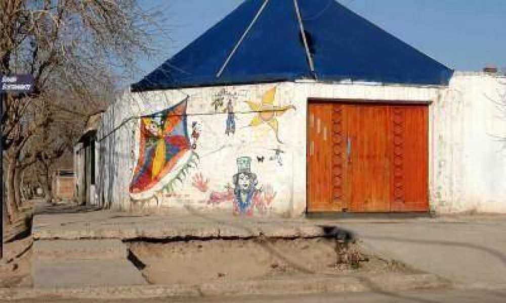 El barrio La Gloria se qued� sin centro cultural